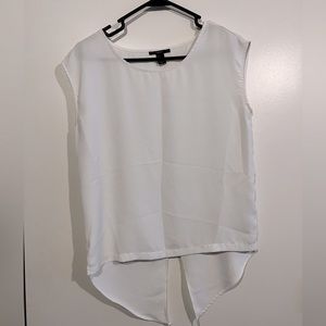 Women’s Forever 21 tie back blouse